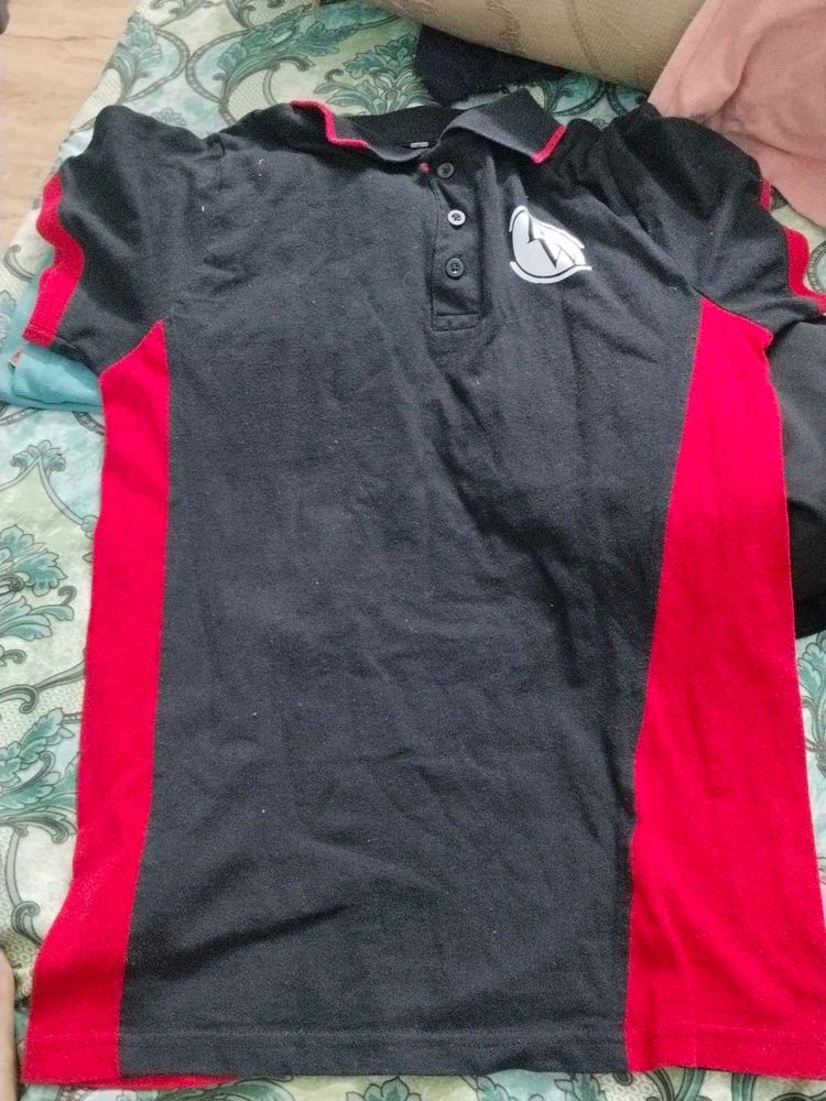 Red &amp; Black Polo T-Shirt