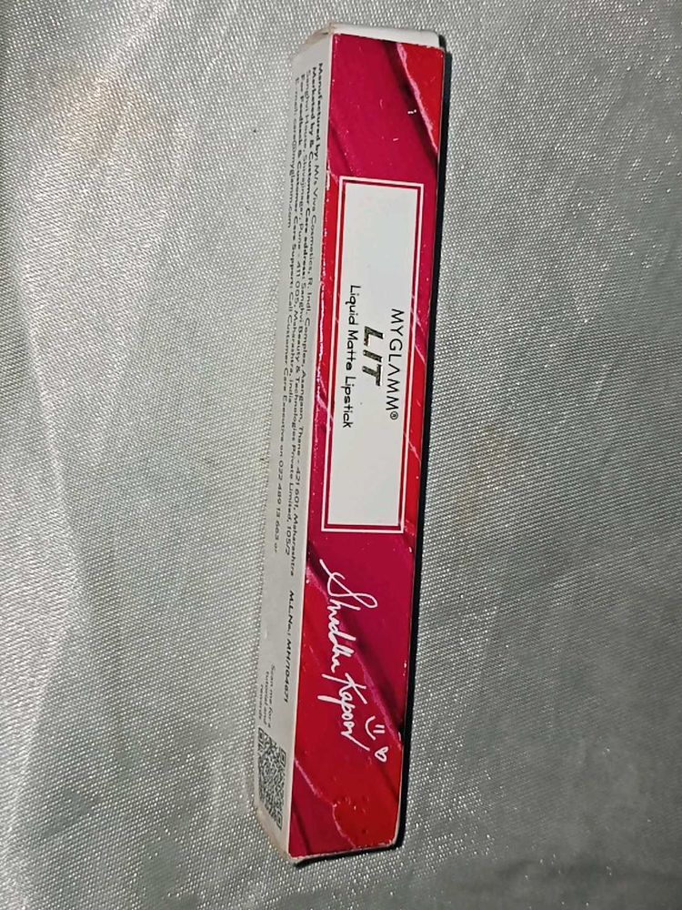 MyGlamm LIT Liquid Matte Lipstick