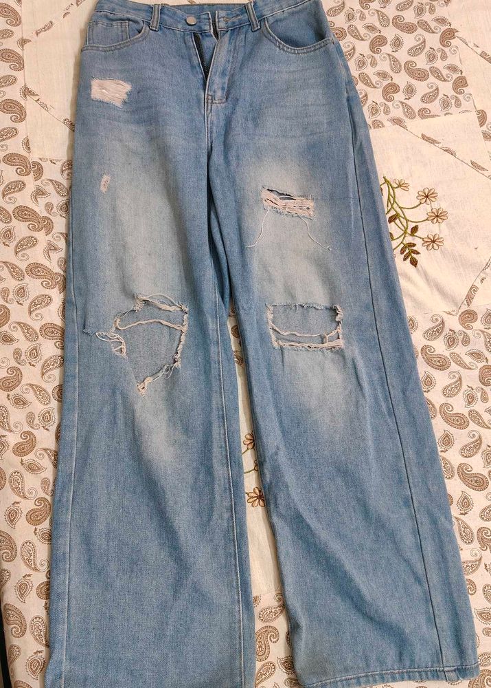 Ripped Wide Leg Jeans (Waist 28-30)