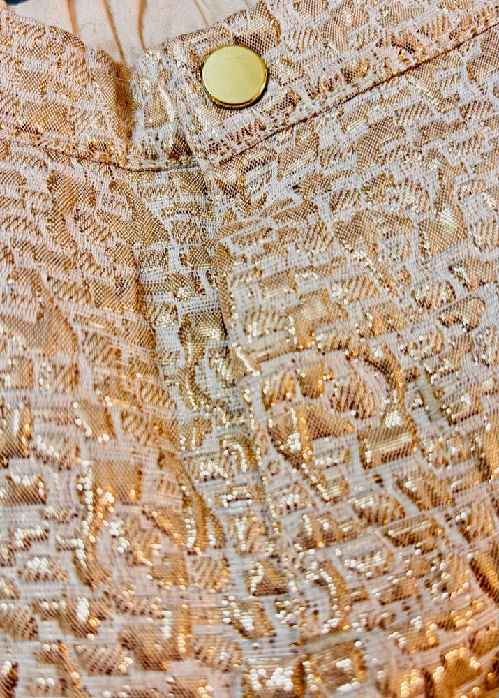 HNM Gold Patterned Shorts