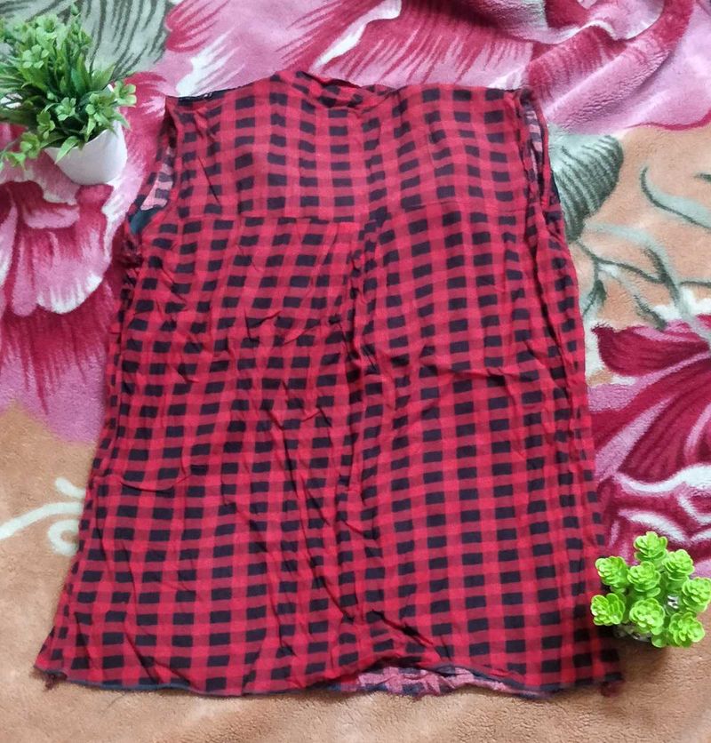 Red Plaid Sleeveless Top
