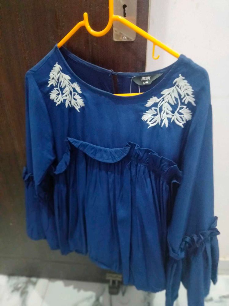Blue Colour Balloon Crop Top