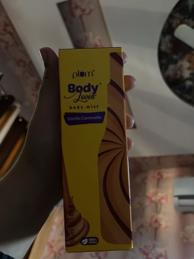 Plum BodyLovin&#39; Vanilla Caramello Mist