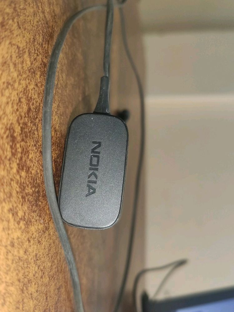 Nokia Small Pin Charger