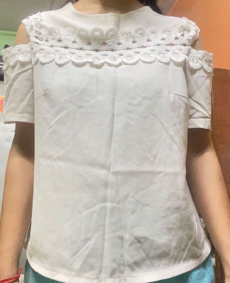 White Cold Shoulder Top 😍
