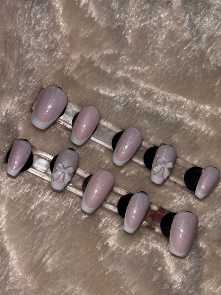 Pink French Tip Press-On Nails with Bow