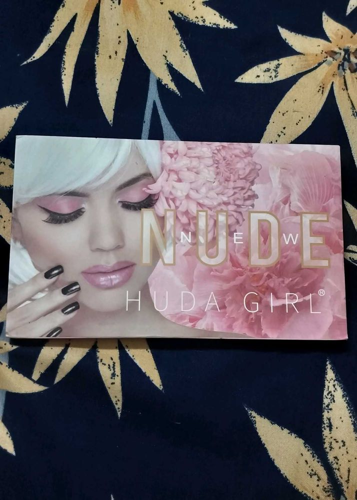 Huda Girl Nude Eyeshadow Palette