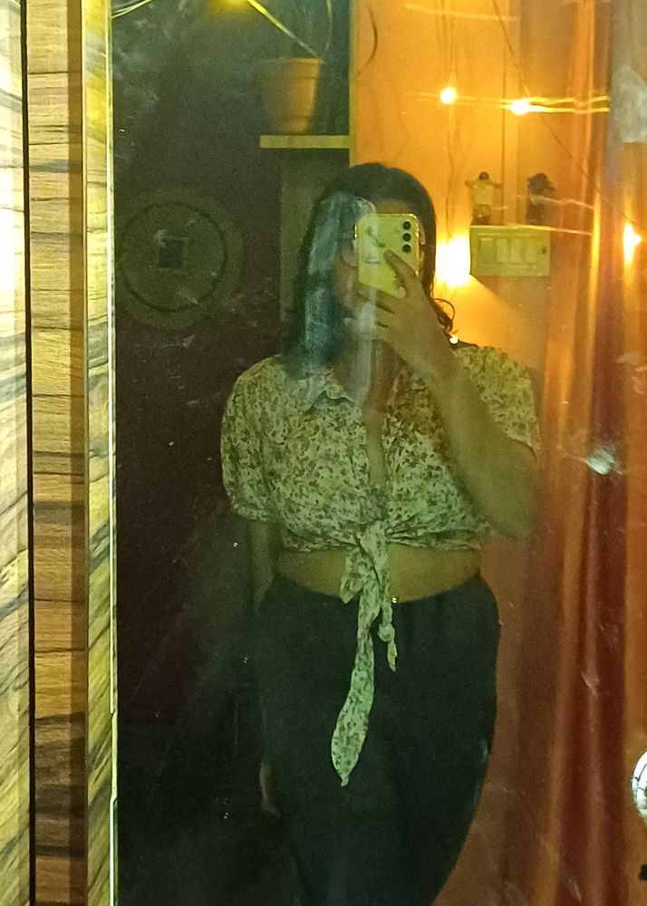 Crop Shirt