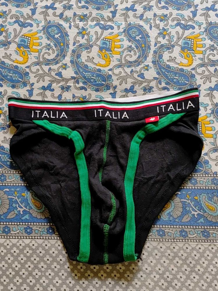 Brief