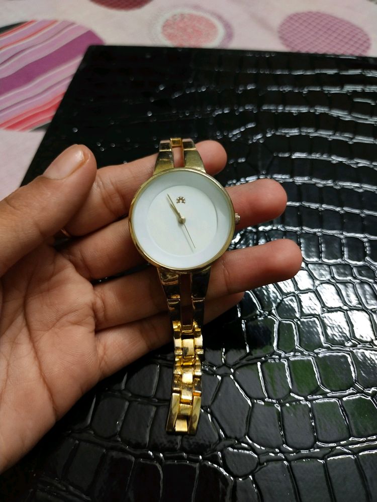 Anouk Watch