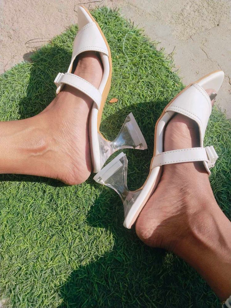 Elegant White Heels size 5
