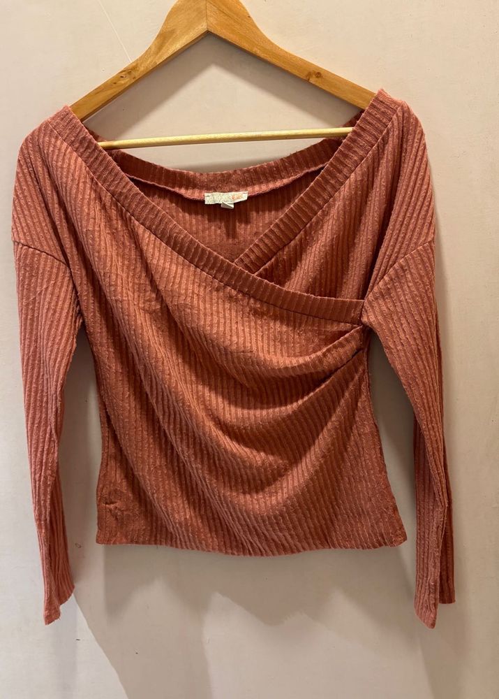 Beautiful Ribbed Wrap Top