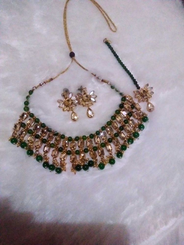 Emerald Green &amp; Gold Indian Jewelry Set