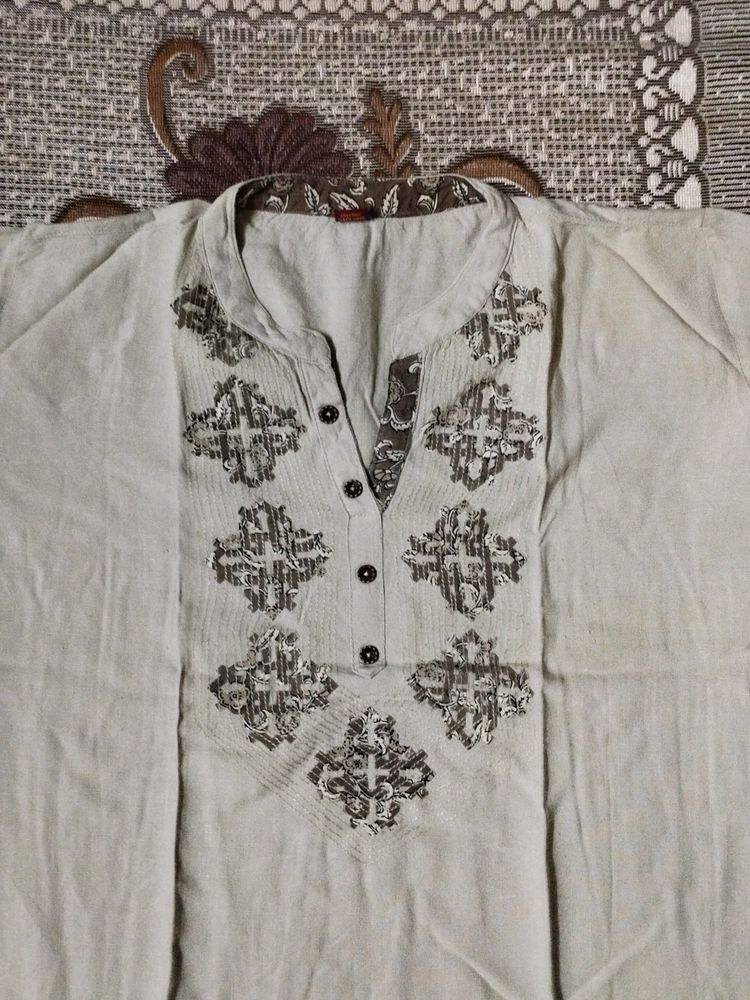Daily Wear Ladies Kurti With Pajami