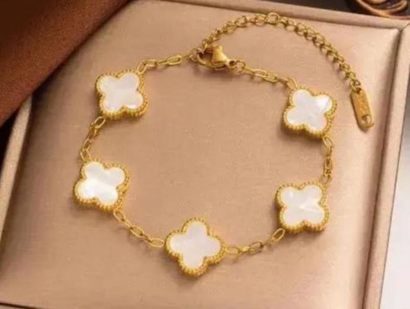 Clover Charm Bracelet - Gold &amp; White
