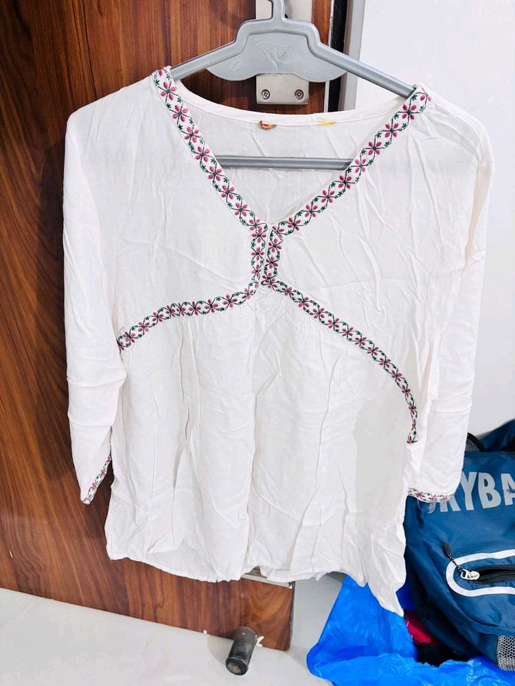 Alia cut short kurta for college and office