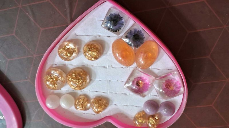 Assorted Resin Earring Pack of 9 pair