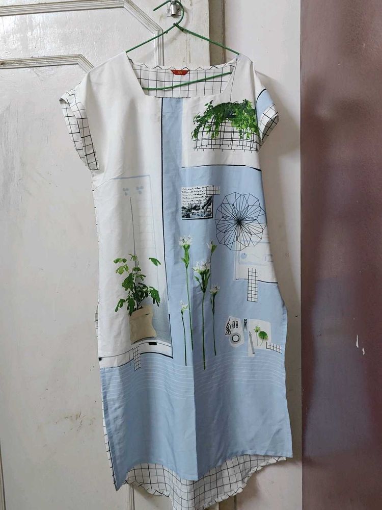 W Light Blue &amp; White Abstract Kurta -Asymmetrical