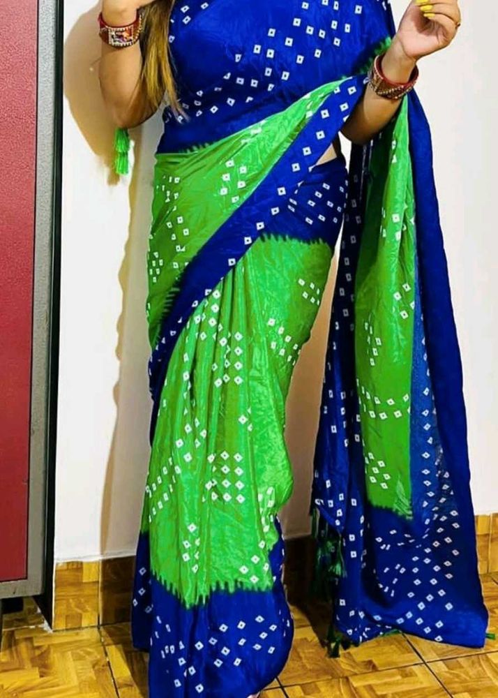 Blue &amp; Green Bandhani Saree