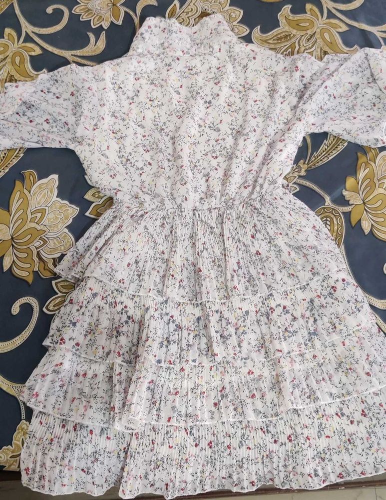 Floral Print Ruffled Dress