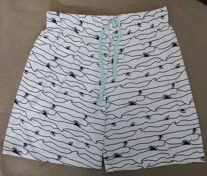 White&amp;Black Shorts For Women
