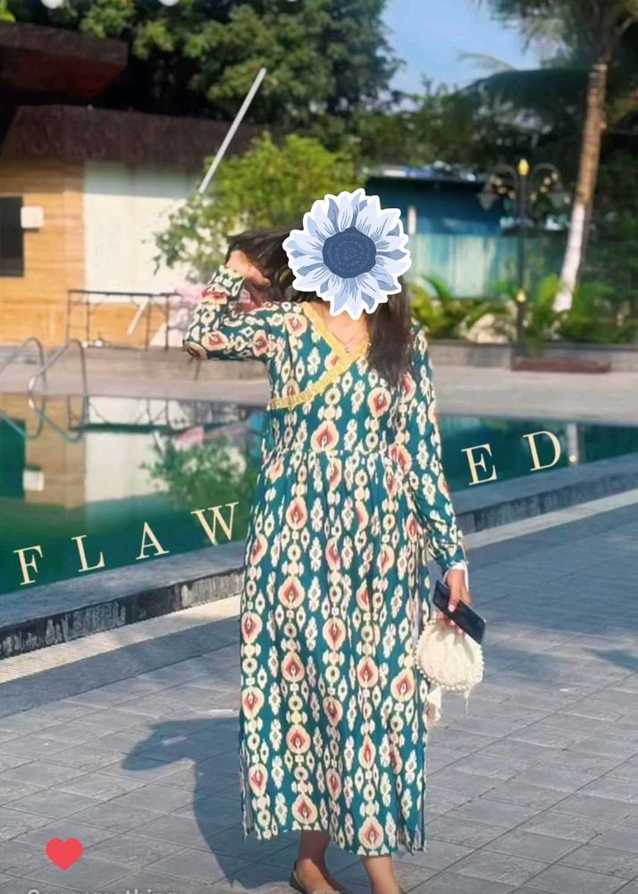 Green Ethnic Print Full Sleeves Kurti