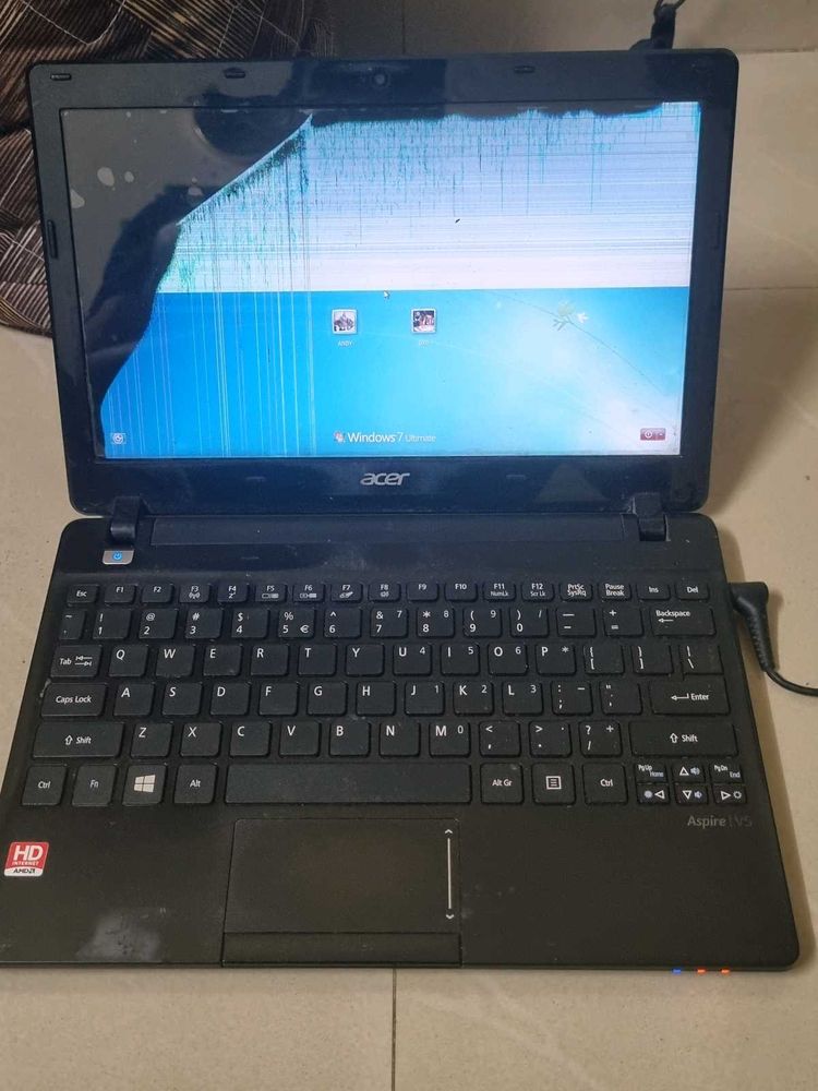 Working But Defective Acer Aspire V5 Laptop