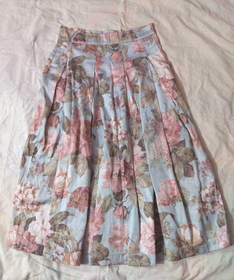 Floral Print Pleated Skirt