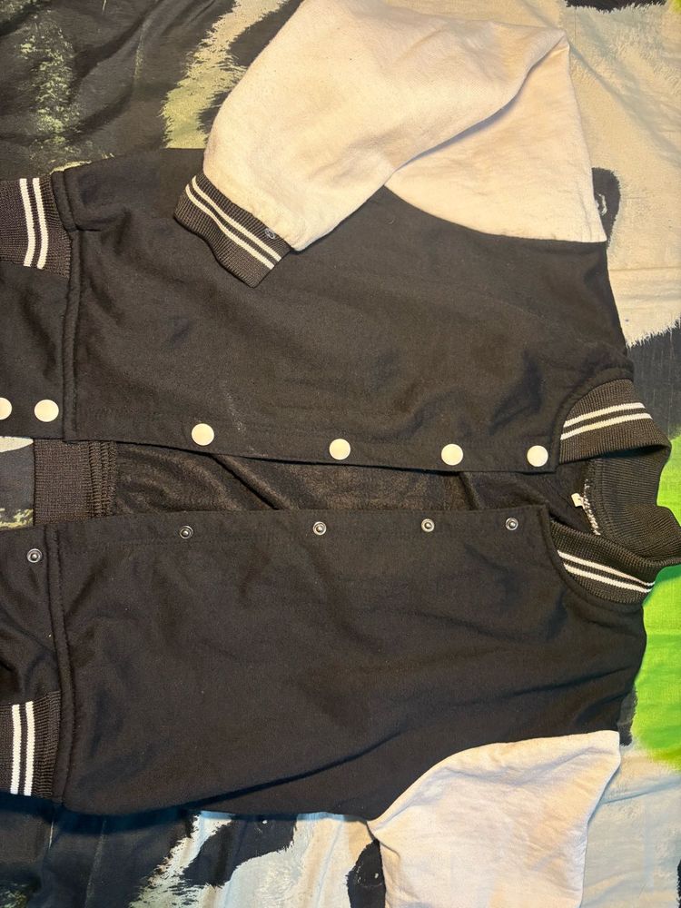 contrast bomber jacket