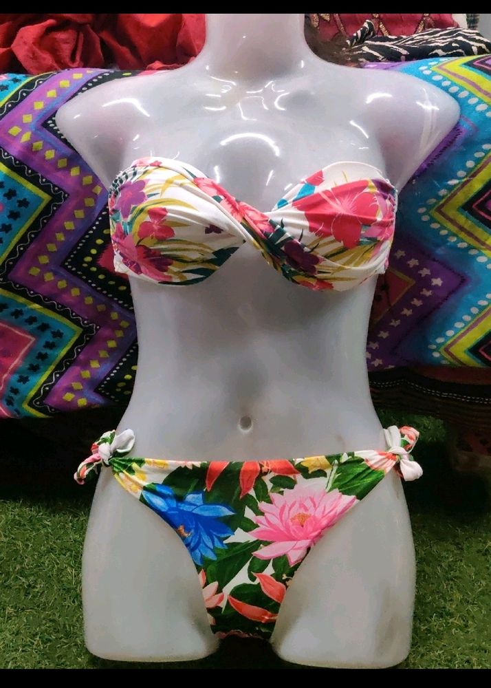 Combo Of Two Bras And A Panty