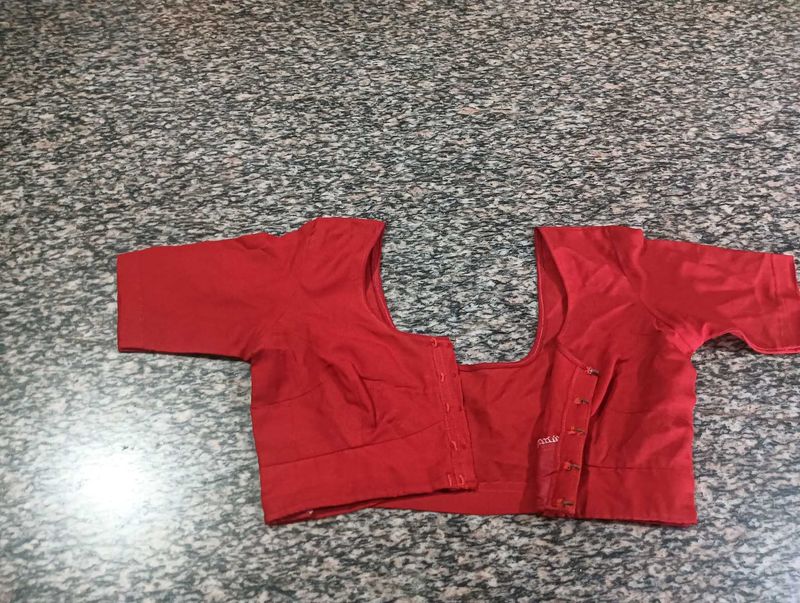 2 Inch Adjustable Blouse In Good Condition