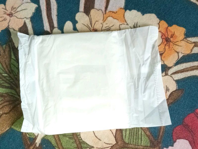 50 Pieces Sanitary Pads