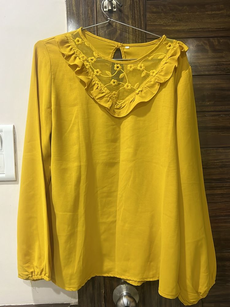 Beautiful Mustard Top
