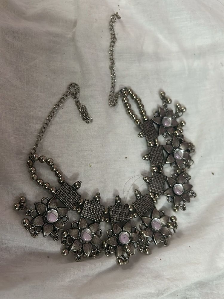 Silver Tone Floral Necklace