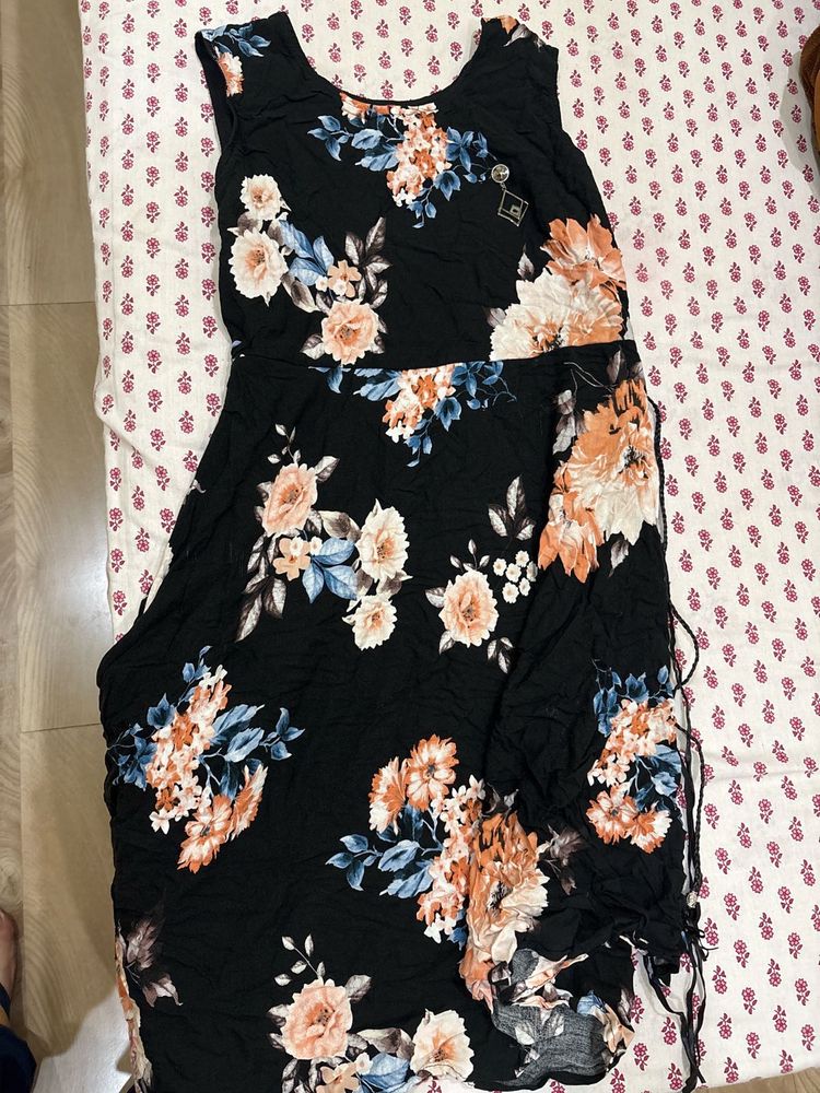 Floral Print Sleeveless Dress