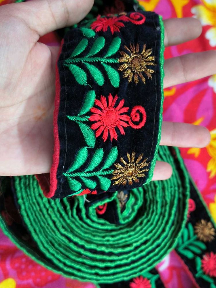 Embroidered Saree Lace