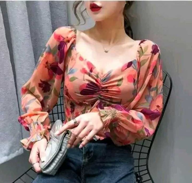 Floral Smocked Puff Sleeve Top✨