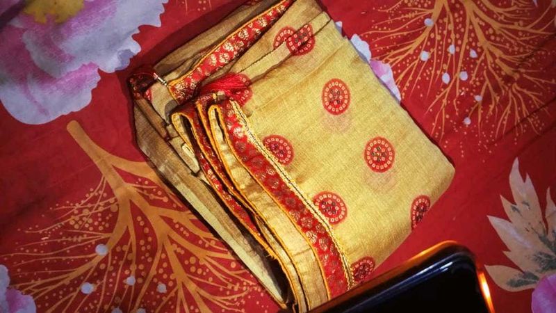 Beautiful Saree Check Vedio
