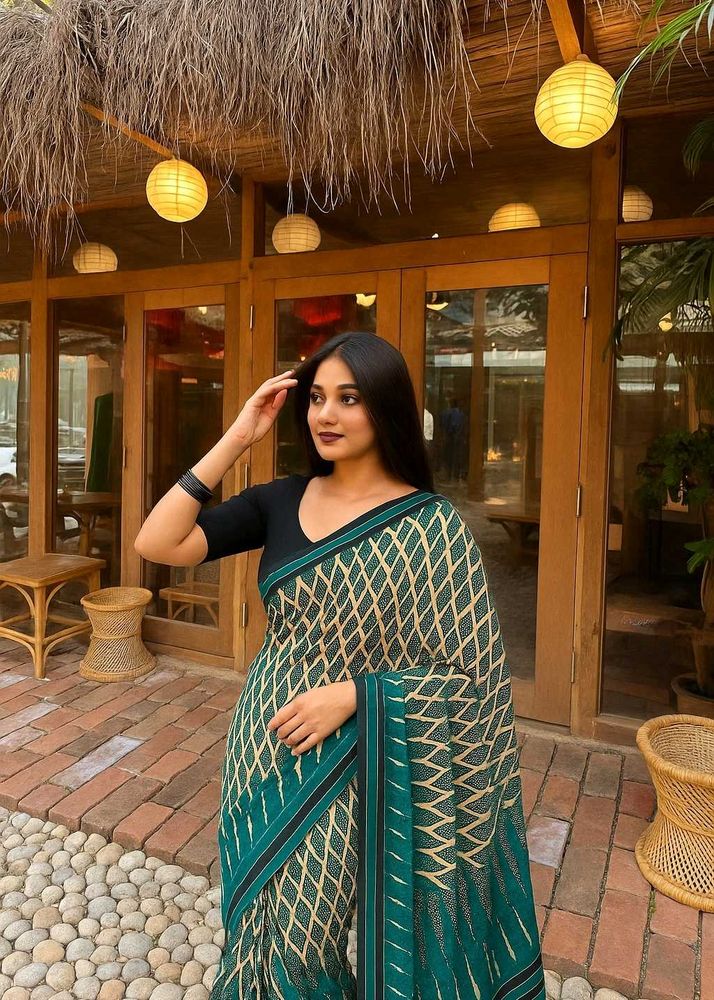 Stunning teal and beige saree🪔✨