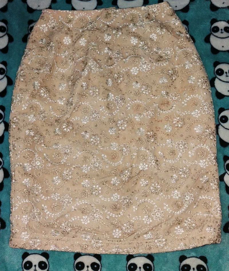Lace Short Skirt