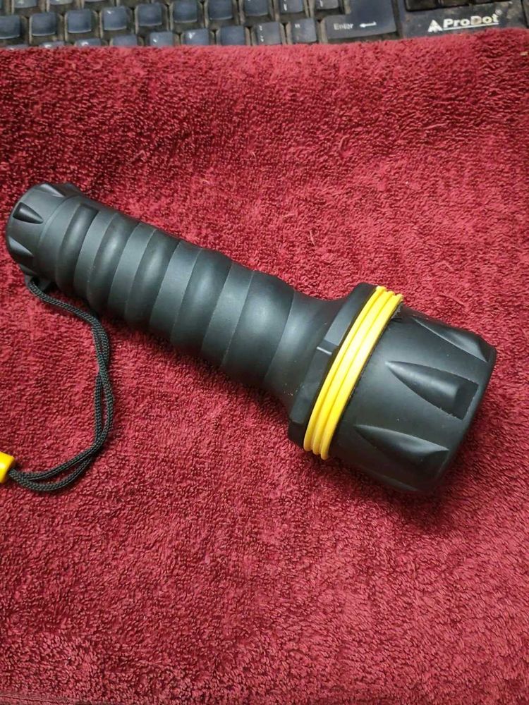 Rugged Black Torch Light W/O Battery