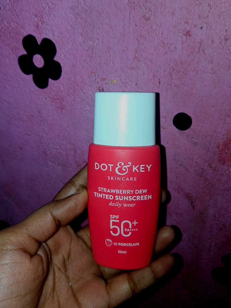 Dot &amp; Key Sunscreen SPF 50