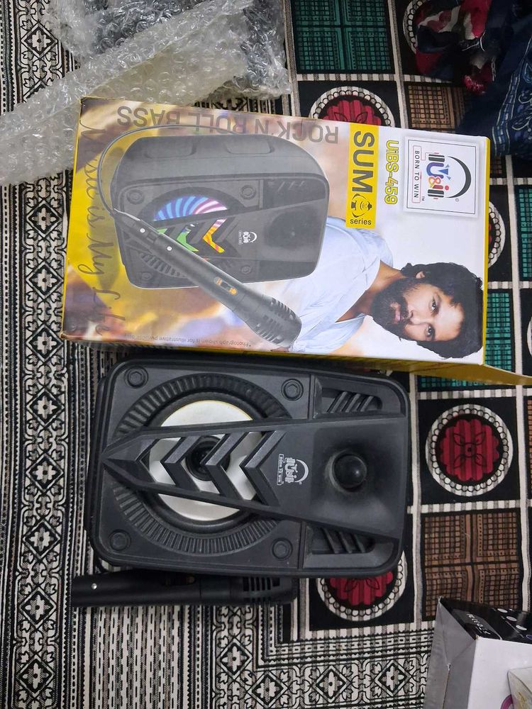 Kerioke Speaker With Mic