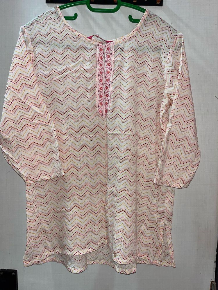 Patterned Tunic Top