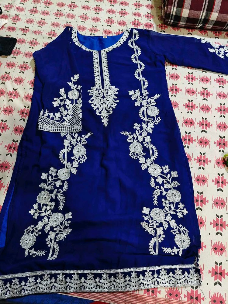 Elegant Blue Embroidered Kurti