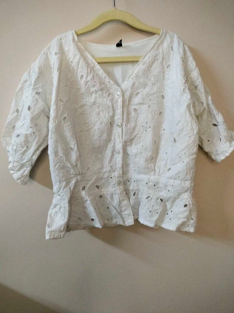ZARA Chikenkari Crop Top