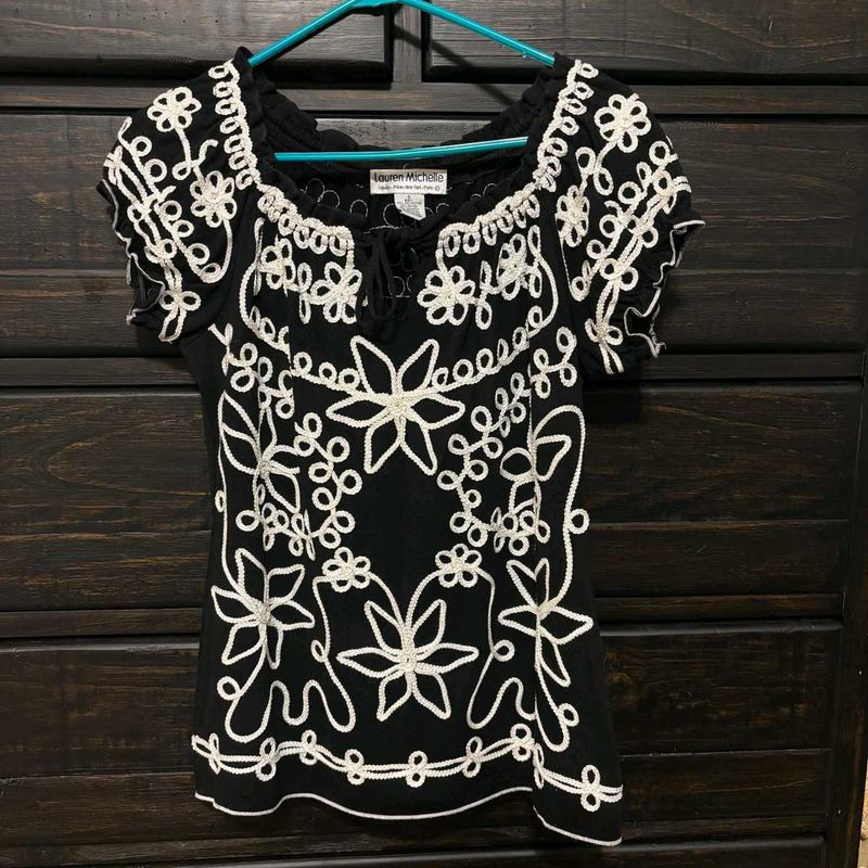 Embroidered Floral Top