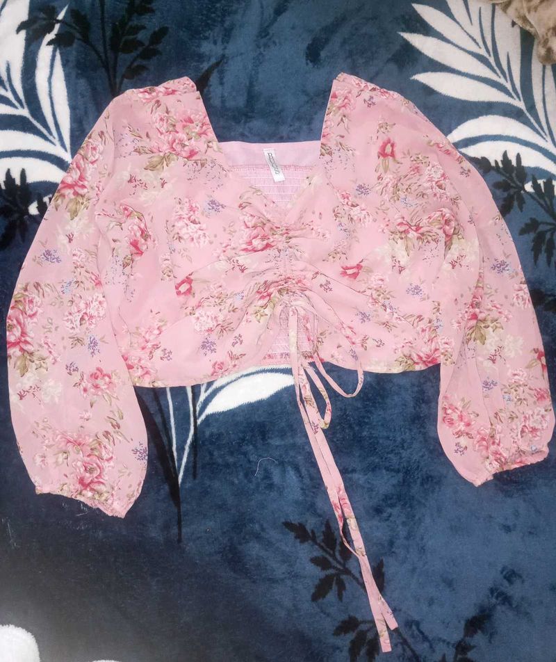 Floral Print Crop Top 🎀