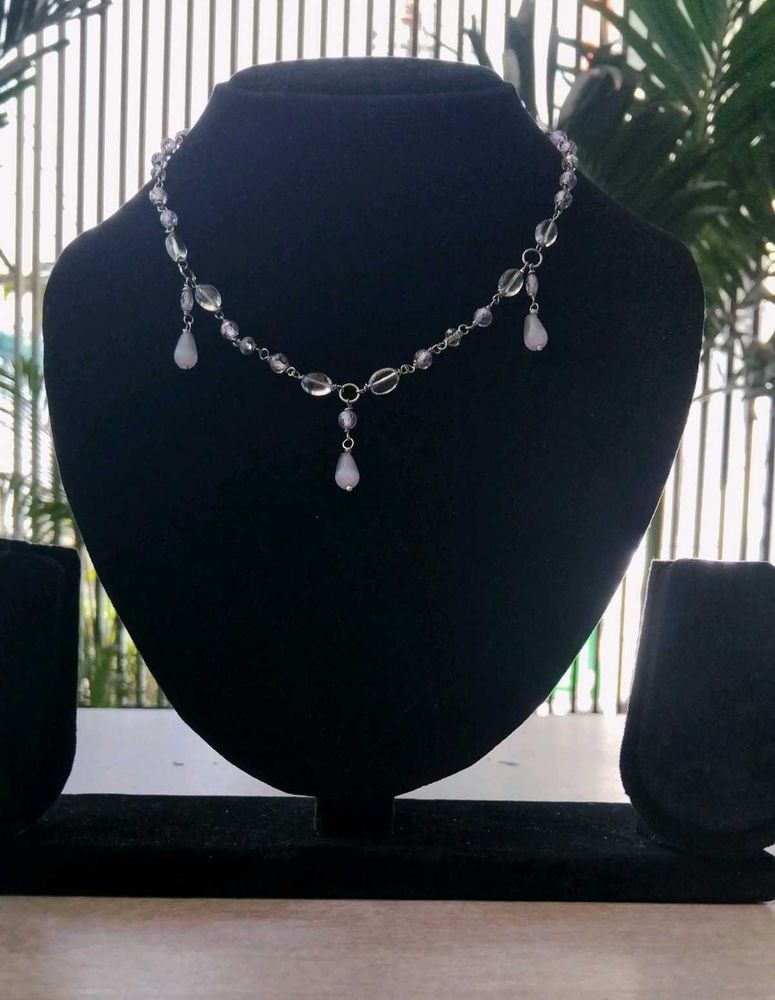 Elegant Beaded Necklace