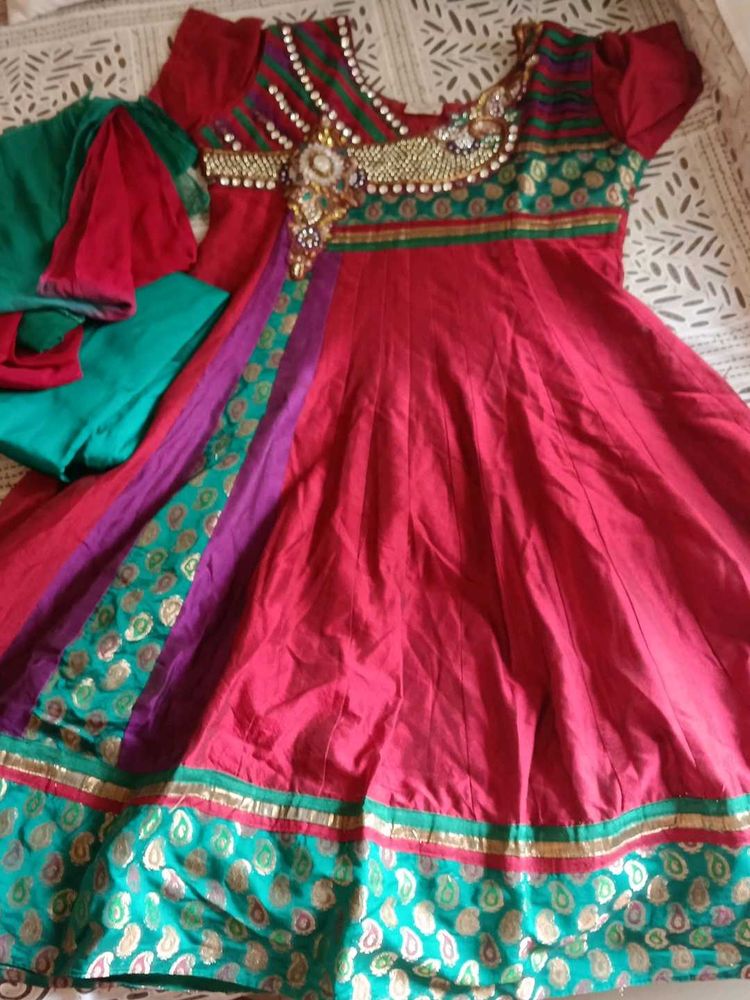 Elegant Anarkali Kurta Set